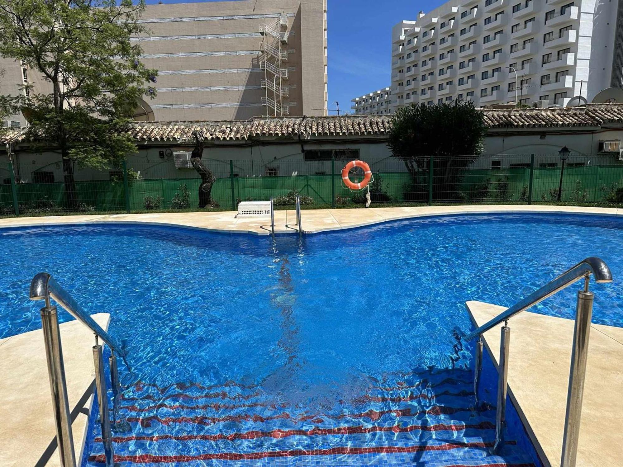 Apartamento La Carihuela A 2 Minutos De La Playa Τορρεμολίνος Εξωτερικό φωτογραφία