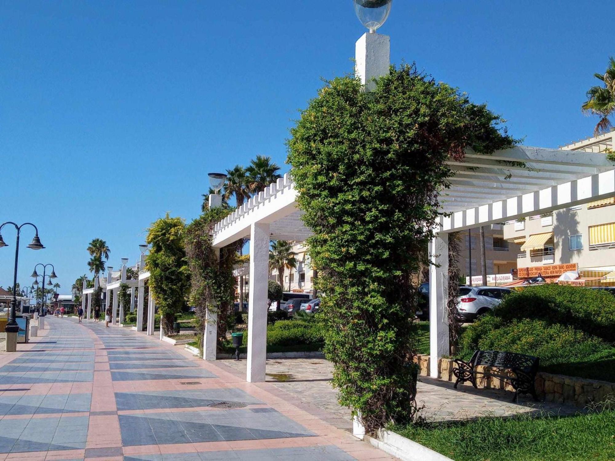 Apartamento La Carihuela A 2 Minutos De La Playa Τορρεμολίνος Εξωτερικό φωτογραφία